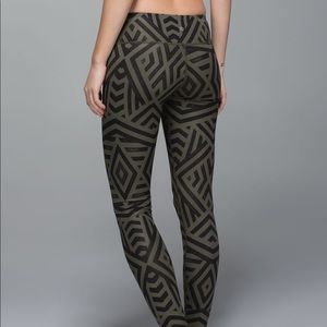 Lululemon full on luxtreme Wunder Unders!